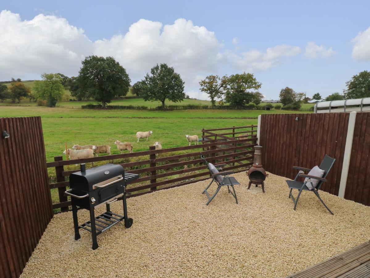 The Pod At Bank House Farm Villa Stafford Exteriör bild